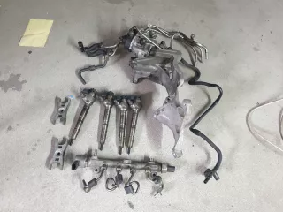 04L130277AE Форсунка Audi Q4 E-TRON Арт AL11488819571, вид 1