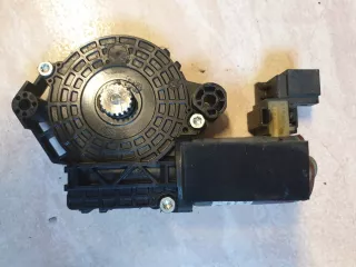 0390200101 Двигатель электролюка Mercedes S W222 Арт AL9232974306, вид 3