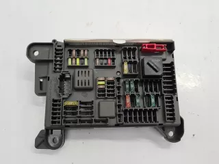 6931687 Короб предохранителей BMW X5 E70 Арт AL11385833998