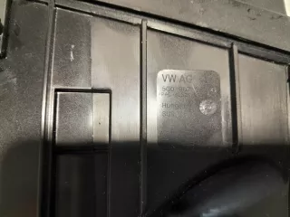  Короб предохранителей Audi A3 8V Арт AL15848897495, вид 3