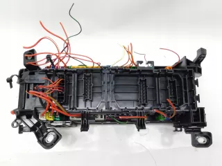 A2465400040 Короб предохранителей Mercedes A W176 Арт AL15953116433_2, вид 4