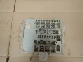 284B6EB30C Короб предохранителей Nissan Navara D40 Арт AL16254506716, вид 1