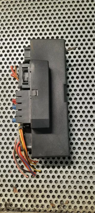A2105400372 Короб предохранителей Mercedes E W210 Арт AL16521344520, вид 2