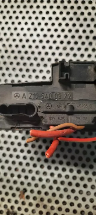 A2105400372 Короб предохранителей Mercedes E W210 Арт AL16521344520, вид 3