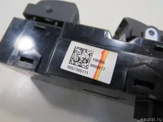 93571H51114X Hyundai-Kia Блок управления стеклоподъемниками Hyundai Solaris 2 Арт E81010751, вид 4