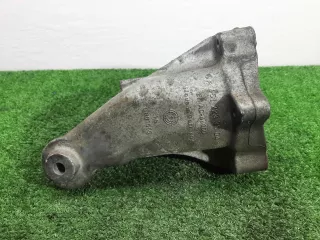 6512233504 Кронштейн двигателя Mercedes C W204 Арт 00259845, вид 1