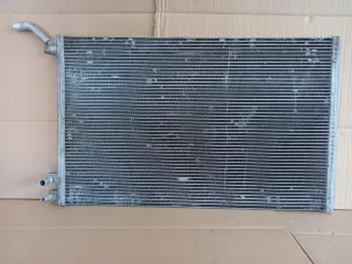 GX73-8K230-BB Радиатор основной Jaguar F-Pace Арт AL12297268282_3, вид 2