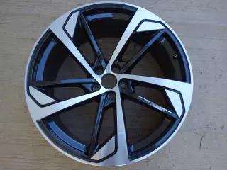  Диск литой Audi Q7 4M Арт AL12301863095, вид 1