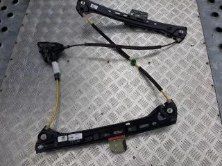 A2057204327 Стекло двери передней левой Mercedes C W205 Арт AL12489927390_2, вид 1