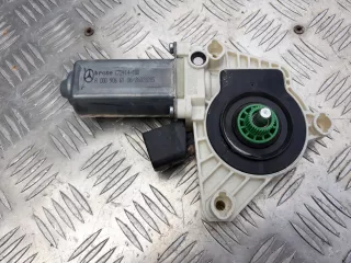 A2057204327 Стекло двери передней левой Mercedes C W205 Арт AL12489927390_2, вид 3