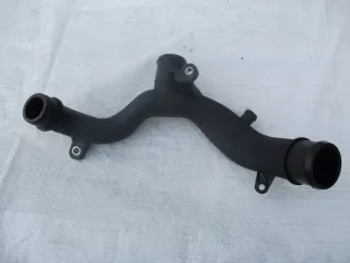 9W83-8A504-FB Патрубок радиатора Land Rover Discovery sport Арт AL12578874343, вид 1