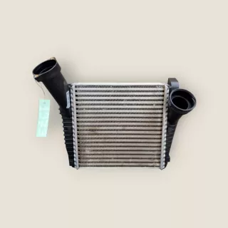  Интеркулер Audi Q7 4L Арт AL15662357252, вид 1