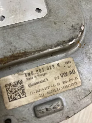 4N0903028N Генератор Audi v8 Арт AL15694104565, вид 3