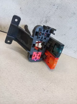  Короб предохранителей Audi A4 B5 Арт AL15787761149, вид 4