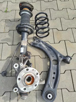8V0413031Q Амортизатор передний левый Audi RS3 8P Арт AL15828310002, вид 1