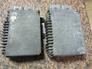 04727425AE,04727425AF Блок управления двигателем Lincoln Town Car F145 Арт AL16599804256, вид 1