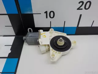 2469065100 Mercedes Benz Моторчик стеклоподъемника Mercedes S W222 Арт E84398755, вид 6