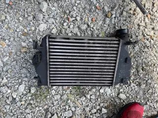 144614EJ0A Интеркулер Nissan NP 300 Арт AL12637749993_2, вид 1