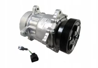 890761 Компрессор кондиционера Volkswagen Golf 4 Арт AL12647468964_3, вид 1