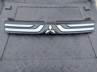  Решетка радиатора Mitsubishi Outlander 3 Арт AL15555789466, вид 1