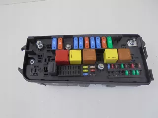 13241892 Короб предохранителей Opel Vectra C  Арт AL15557433078, вид 1