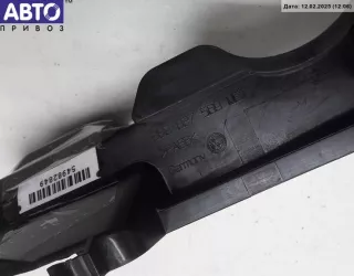 3b9827569 Накладка двери (крышки) багажника Volkswagen Passat B5 Арт 54982849, вид 3