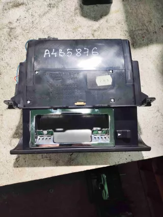 8D0857951G Пепельница   Audi A4 B5 Арт A4B5876, вид 1