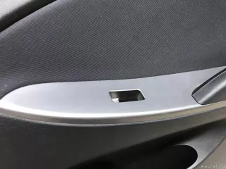 823024L110TCE Hyundai-Kia Обшивка двери передней правой Hyundai Solaris 1 Арт E100156431, вид 3
