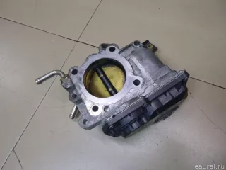 2203028050 Toyota Заслонка дроссельная электрическая Toyota Avensis 2 Арт E100207884, вид 3
