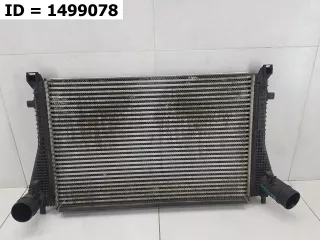 5Q0145803AD Интеркулер  Volkswagen Passat B8 Арт VD1499078, вид 1