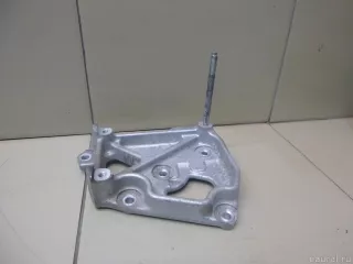 8843130010 Toyota Кронштейн компрессора кондиционера Lexus IS 3 restailing Арт E100312957, вид 2