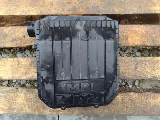 04C129620C Корпус воздушного фильтра Audi E-Tron Арт AL15444264392_2, вид 1