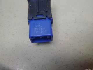 8484133040 Toyota Кнопка открывания лючка бензобака Toyota Camry XV70 Арт E100453615, вид 4