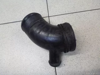 95511036710 VAG Патрубок интеркулера Porsche Cayenne 958 Арт E100461669, вид 2