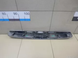 90812JD00H Nissan Накладка двери багажника Nissan Qashqai 2 restailing Арт E100461768, вид 3