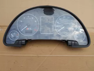 8E0920982B Щиток приборов (приборная панель) Audi A4 B7 Арт AL12821495801, вид 1