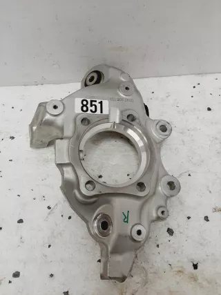A2052800 Кулак задний правый Mercedes C W205 Арт AL12983137150, вид 1