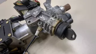 32321095824,61326901962,32321095822 Замок зажигания BMW 7 E38 Арт 11236793, вид 3