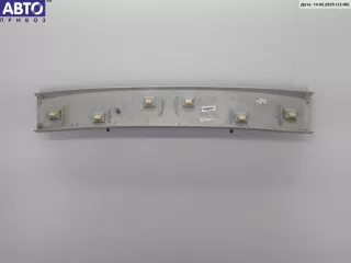 1u9867715 Накладка двери (крышки) багажника Skoda Octavia A4 Арт 54972349, вид 2