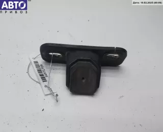 2k0827679a Накладка двери (крышки) багажника Volkswagen Caddy 3 Арт 54971709, вид 1
