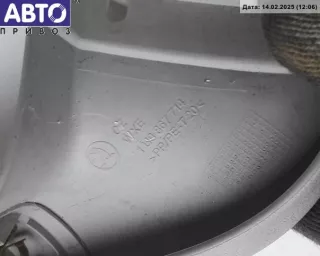 1u9867714 Накладка двери (крышки) багажника Skoda Octavia A4 Арт 54972412, вид 3