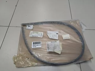 5E0823723A Уплотнитель капота Skoda Octavia A7 Арт ZAP343512, вид 1