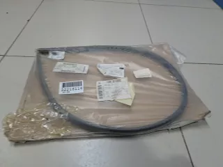 5E0823723A Уплотнитель капота Skoda Octavia A7 Арт ZAP343512, вид 2