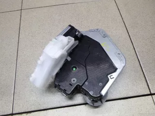 69050F4020 Toyota Замок двери задней правой Toyota C-HR Арт E12868042, вид 2