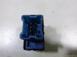 83245SG010 Subaru Кнопка обогрева сидений Subaru Forester SK Арт E14361379, вид 4