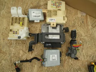 0281032871 Блок управления двигателем Kia Ceed 1 Арт AL13121258263, вид 1