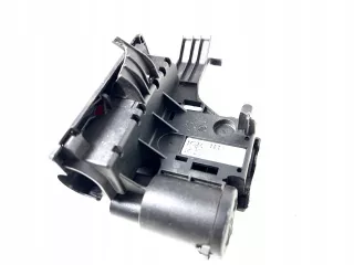8W0941823E Короб предохранителей Audi A4 B9 Арт AL15327132113, вид 4