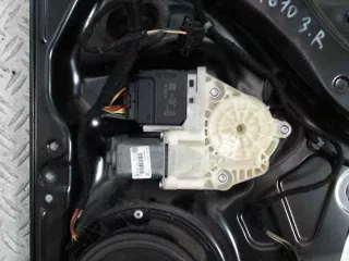  двигатель стеклоподъемника зад прав Volkswagen Passat B7 Арт 24006249/1