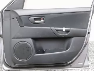  обшивка боковой двери перед прав Mazda 3 BK Арт 19011273/1, вид 1