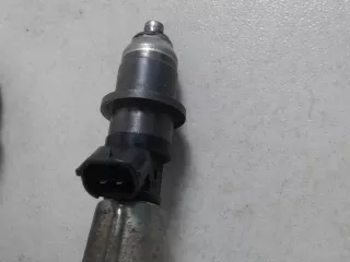  форсунка топливная Mitsubishi Carisma Арт 25024476/1, вид 1